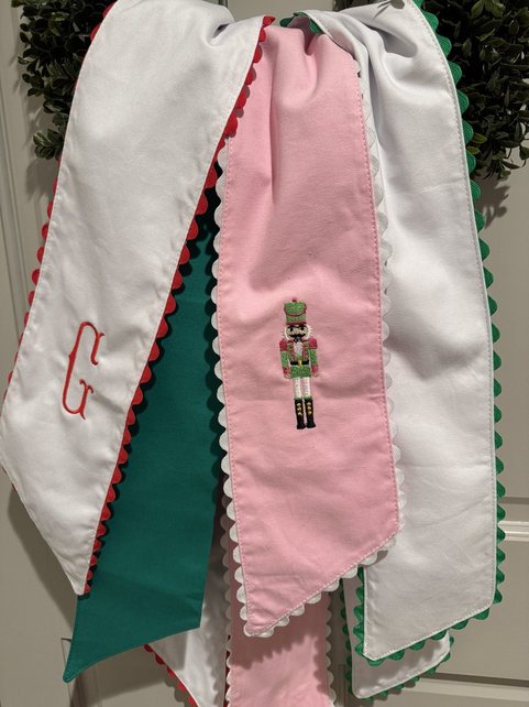 Christmas Wreath Sash